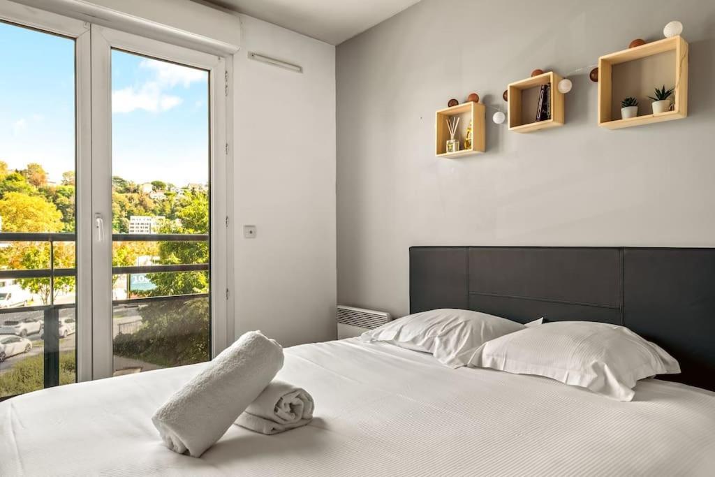 T2 Paisible Vaise, Avec Parking Metro Direct Bellecour Apartment Lyon Exterior photo